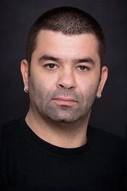 Ảnh diễn viên Bülent Şakrak